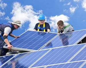 Expert Solar Panel Installers: Transforming Homes with Renewable Energy